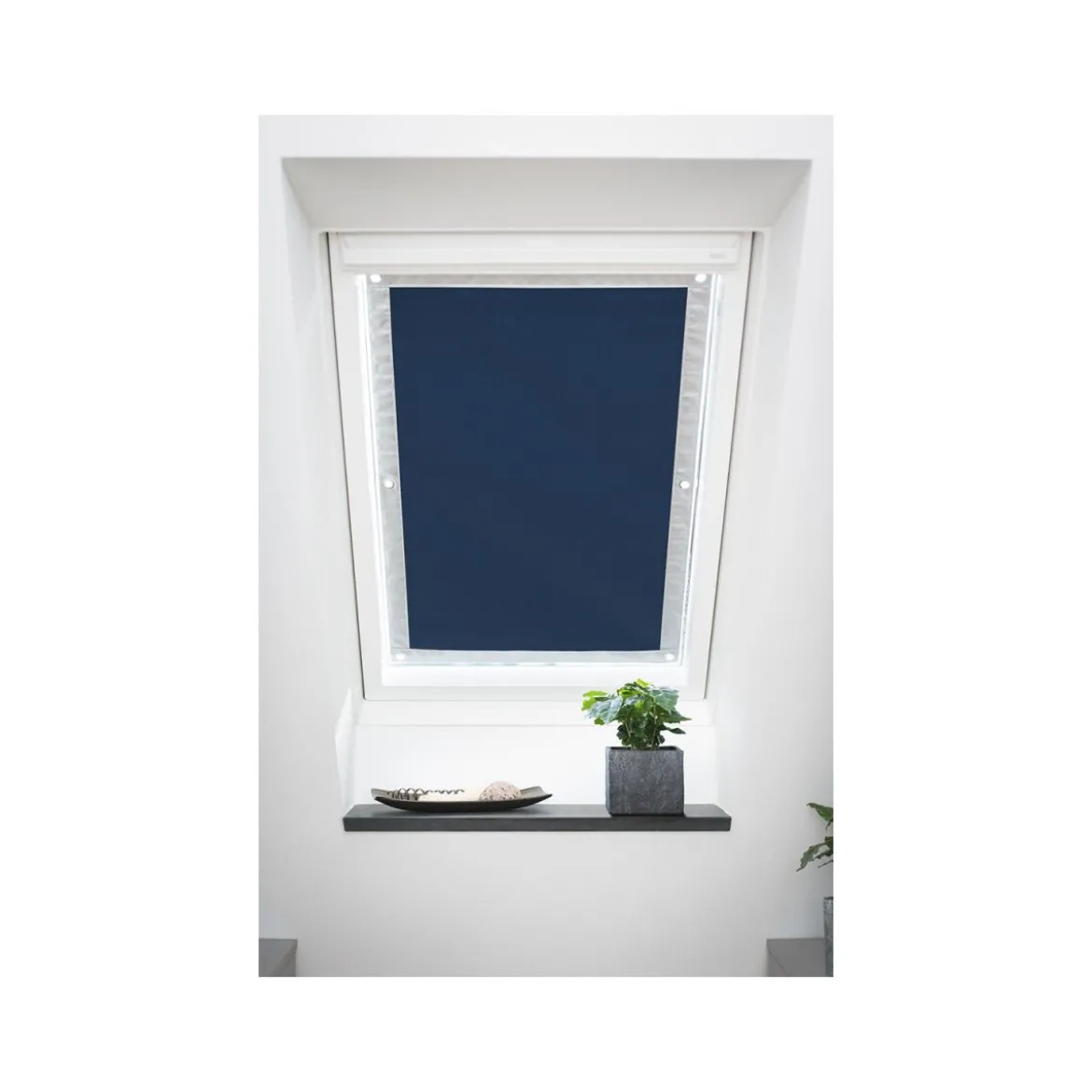 Lichtblick Dachfenster Sonnenschutz Haftfix, ohne Bohren, ab 36 x 51,5 cm - B-Ware