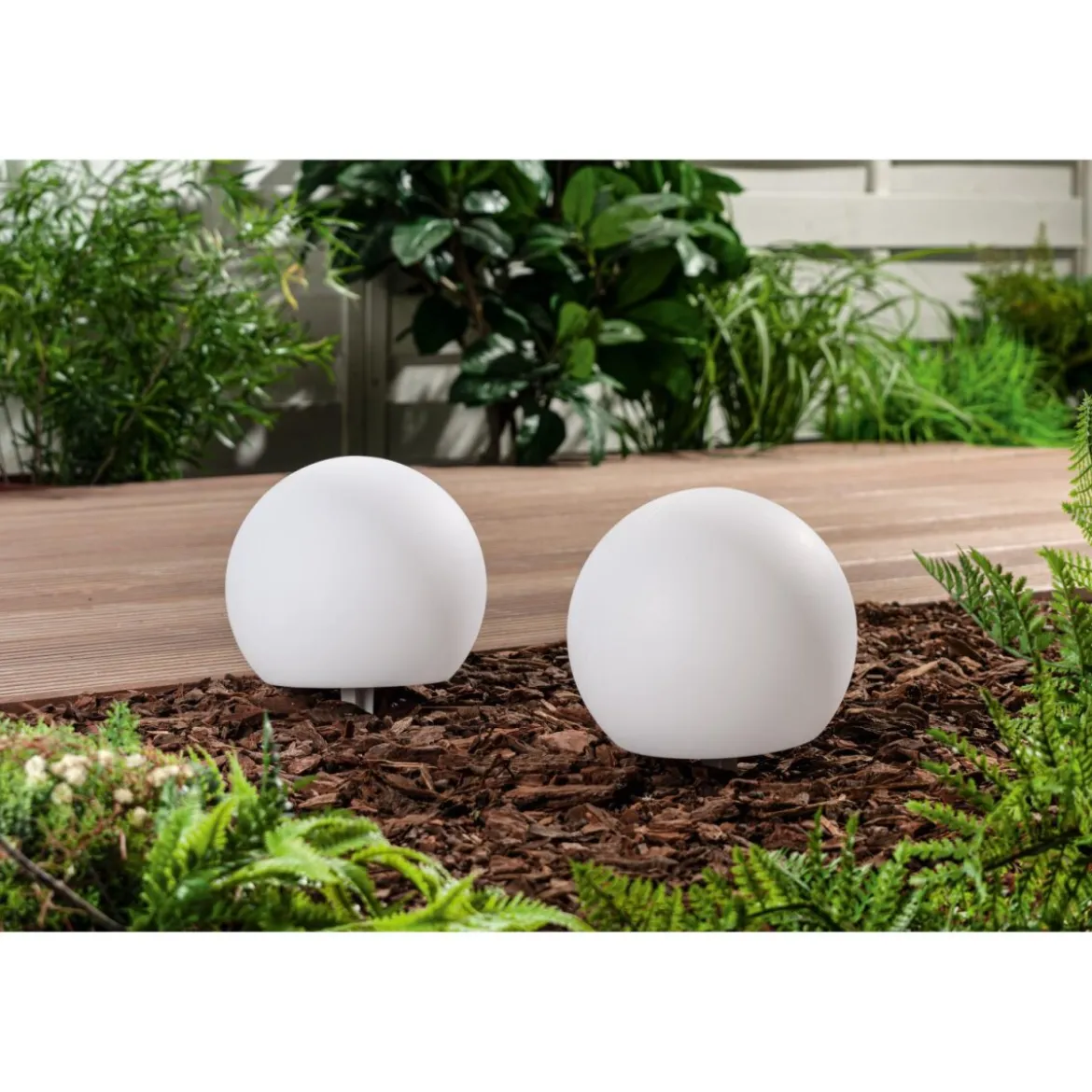 LIVARNO home Solar-Außendeko mit 9 Leuchtmodi Solar-Deko außen mit 9 Leuchtmodi (Außendeko Solar 2er Ball) - B-Ware neuwertig