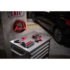 ULTIMATE SPEED® Mobile Autostarthilfe »UMAP 12000 C4«, mit Powerbank - B-Ware